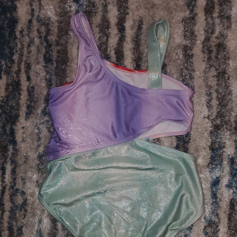 Little Mermaid Girls Ariel Cut Out One Piece Swimsuit || 10/12 - Picture 5 of 8